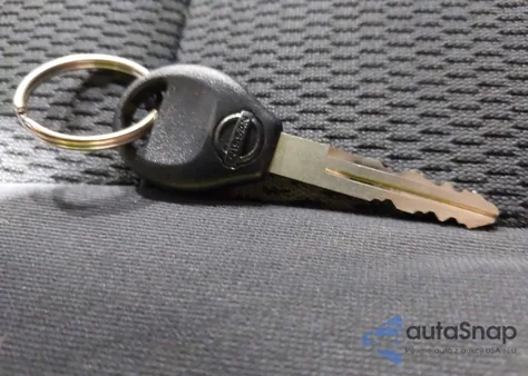 2001 Nissan Frontier Xe z USA, uszkodzony, nr VIN 1N6DD26S51C396210